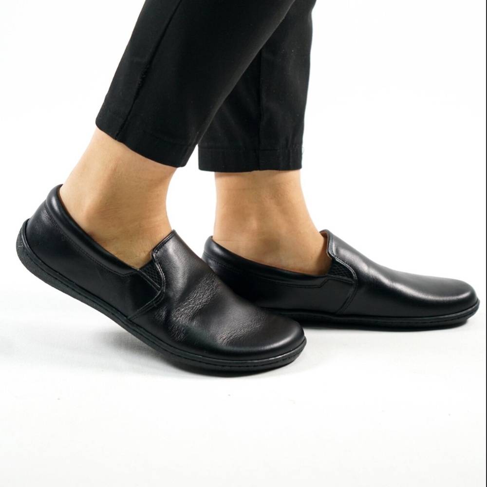 Barefoot Style Women's Black Slip on Shoe 9.5 | zero drop | wide toe box